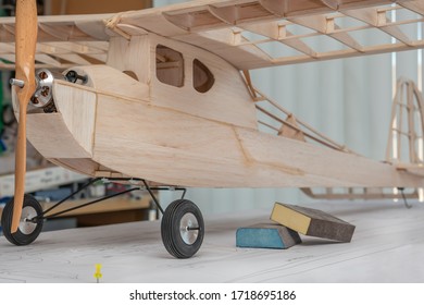 R/c Plane Construction Balsa Wood