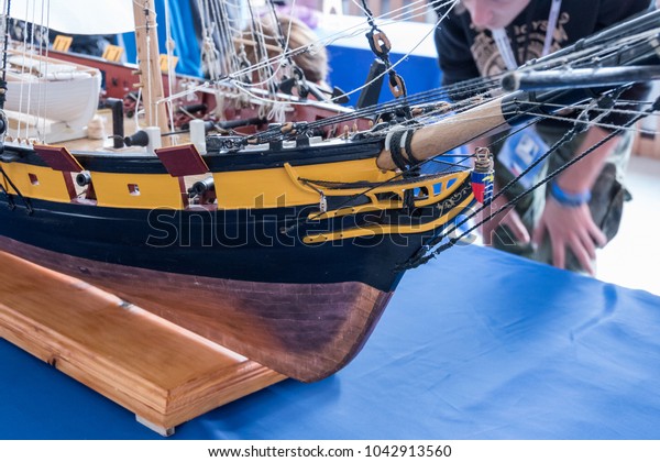 rc galleon