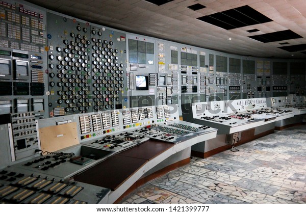 Reactor Control Room Chernobyl Exclusion Zone Stock Photo 1421399777 ...