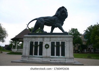 Reading, UK - May 18th 2005: Forbury Gardens