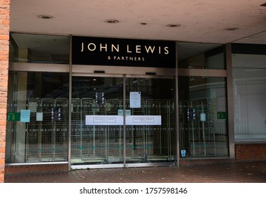 Reading, United Kingdom - June 09 2020:  The Entrance To John Lewis On Minster Street, Blocked Off During The Coronavirus Lockdown