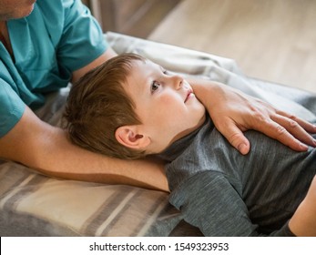 Real osteopath does physiological and emotional therapy for child. Osteopathy Treatment.