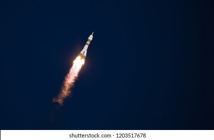 Real Rocket in Flight, Launch Rocket From the Baikonur Cosmodrome, a Flying Rocket in the Sky. Rocket launcher crash explosion and fall spaceship the Soyuz