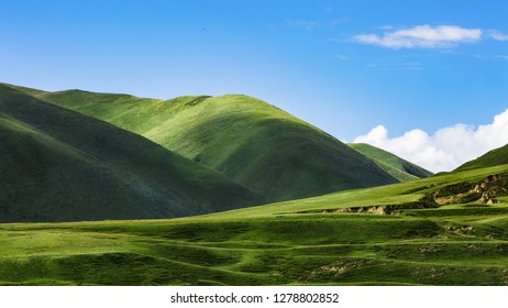 Real Shot Of Classic Windows Desktop Wallpaper, Green Grassland And Blue Sky, With Technological Wallpaper