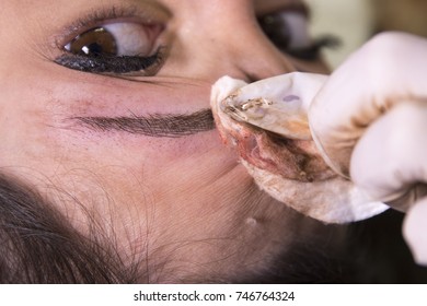 Real Work on eyebrows. Permanent tattooing of eyebrows