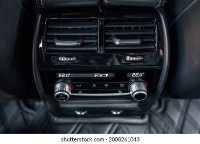 616 Car Rear Vent Images, Stock Photos & Vectors | Shutterstock