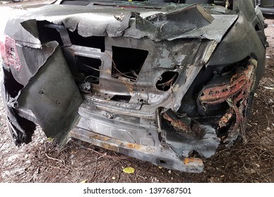 Rear View Abandoned Burned Out Car Stock Photo 1397687501 | Shutterstock