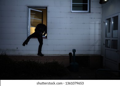 Breaking and Entering Images, Stock Photos & Vectors | Shutterstock