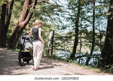 1,430 Nurse Rear View Images, Stock Photos & Vectors | Shutterstock