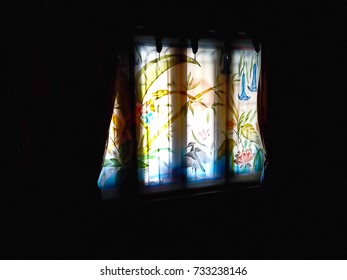 Rear window 