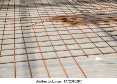 Rebar Construction Site Before Pouring Concrete Stock Photo 1472010287 ...