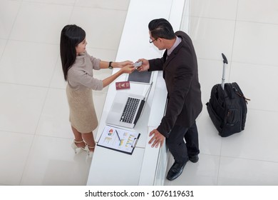 Receptionist Talk Businessman Stock Photo 1076119631 | Shutterstock