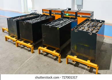 Recharging Electrical For Forklift, Battery Charger.