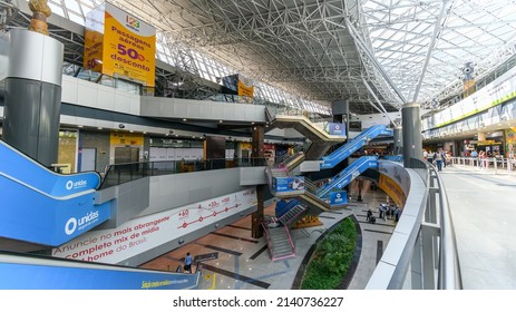 Recife, PE, Brazil - October 19, 2021: Internal Area Of The International Airport Of Recife, REC, Guararapes - Gilberto Freyre. 