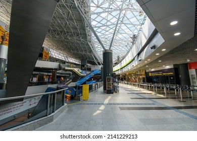 Recife, PE, Brazil - October 19, 2021: Internal Area Of The International Airport Of Recife, REC, Guararapes - Gilberto Freyre. 