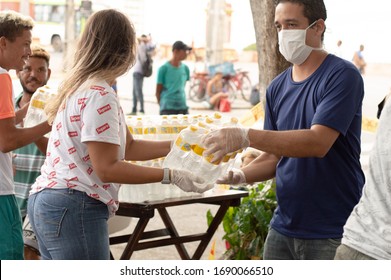 Recife, Pernambuco/Brazil - March 30 2020: Delivery Of Donations For The Manufacture Of Meals For Homeless People On The Streets Of Recife During The Covid-19 / Coronavirus Epidemic