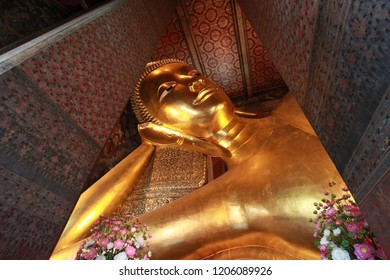 The Reclining Buddha 