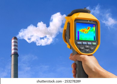 Record heat emission at the Chimney of energy station with infrared thermal cameras 