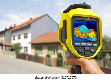 Recording Heat Loss at the House With Infrared Thermal Camera