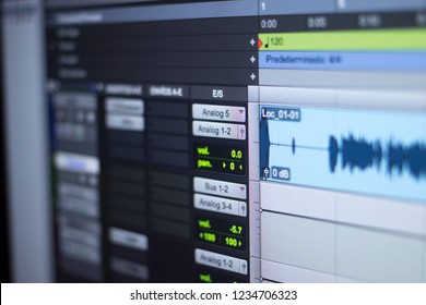 Recording Studio Audio Computer Editing Programm Soundsteuerungen für Musik und Tonproduktion.