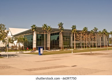 The Recreation Center At California State University At Fullerton