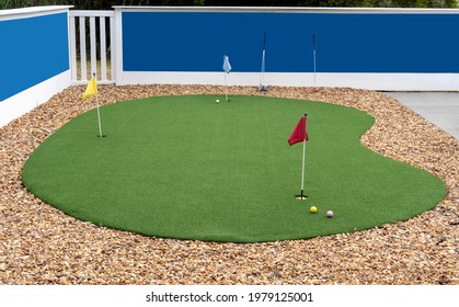 Recreational Artificial Turf Putting Green.