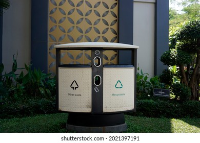 Recycle Bin Can Two Categories