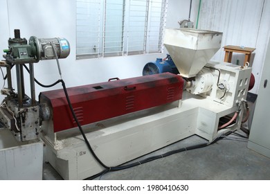Recycle machine for textile industries 