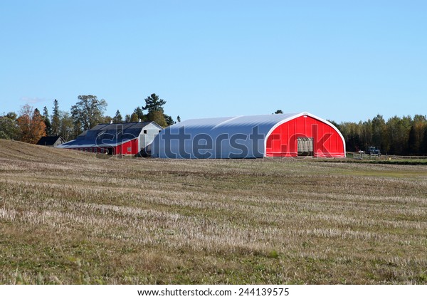 Red Barn Dry Agriculture Land During Royalty Free Stock Image