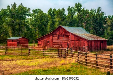 Red Barn Fence Stock Photo 1065598052 | Shutterstock