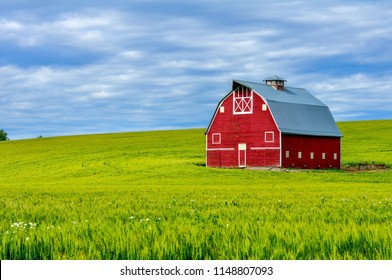 Red Barn on the Palouse, WA-USA