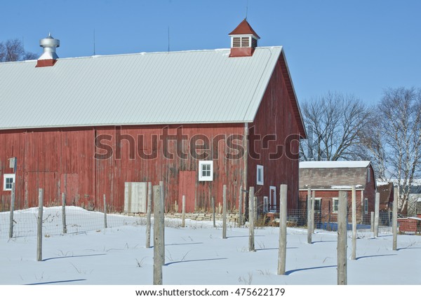 Red Barn Sits Waiting Snow Melt Stock Photo Edit Now 475622179