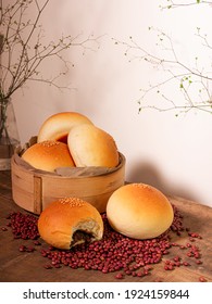 Red Bean Buns - Japanese Red Bean Paste Bun