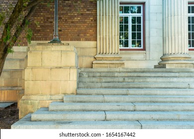 Red Bluff, California, USA - November 12, 2012: Steps And Columns Near The Entrance Of The Tehama County Courthouse
