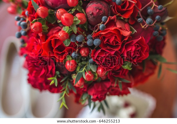 natural flower wedding bouquets