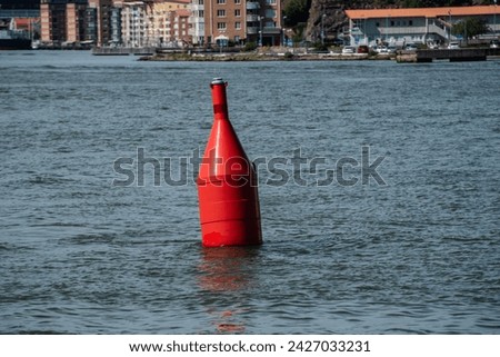 Red bouy in the river.