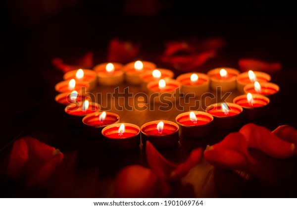 94,541 Candle With Heart Images, Stock Photos & Vectors | Shutterstock