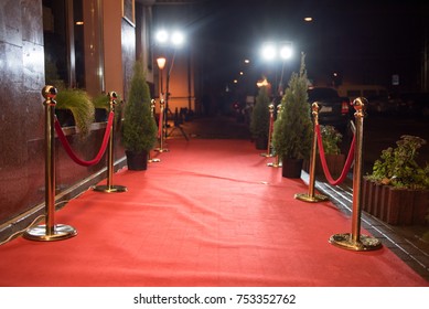 16,570 Red carpet paparazzi Images, Stock Photos & Vectors | Shutterstock