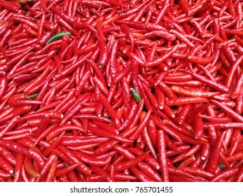 Red Chilies And Green Chili Textured And Background. Spicy Red Chilies Have Capsicum Oleoresin Or Capsicin Extract. 