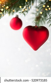 399,340 Christmas heart background Images, Stock Photos & Vectors