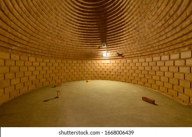 Red Clay Sauna Or Red Clay Room - Korean Spa Sauna
