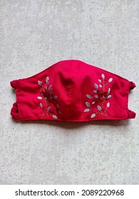 Red Cloth Mask Flower Pattern 