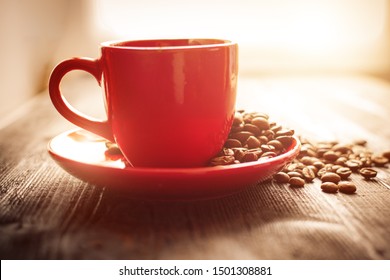 Red Coffee Cup On Wooden Desk - Coffee Mood