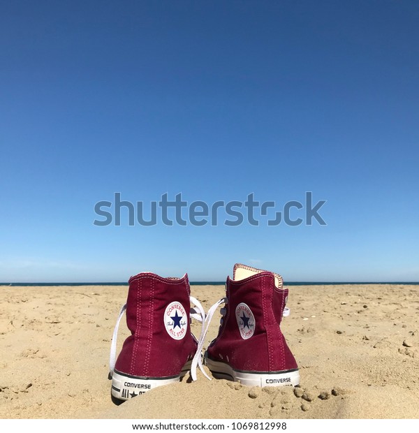 converse beach shoes