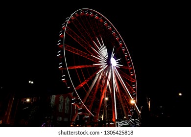 Red Ferris Wheel At Night In Atlanta