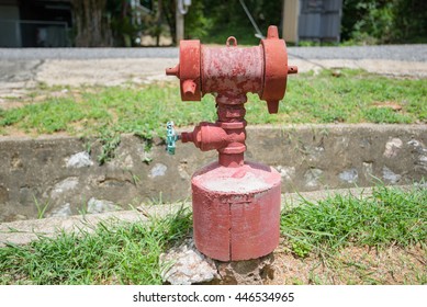 Red fire hydrant