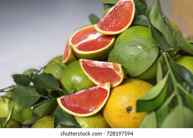 Red Fleshed Cara Cara Navel Orange - Fruits Close Up 