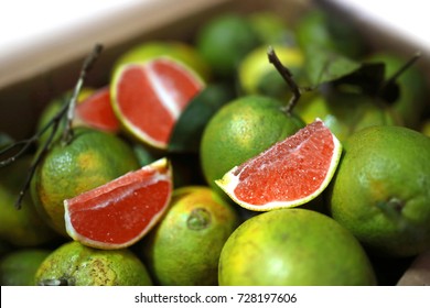 Red Fleshed Cara Cara Navel Orange - Fruits Close Up 