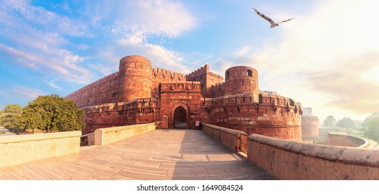 Red Fort Agra in India, sunrise panorama