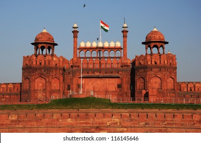 India Travel Tourism Background Red Fort Stock Photo 418380280 ...